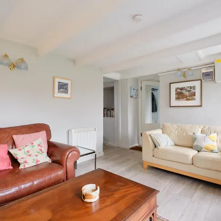 Finest Retreats - West At Goldsithney * Perranuthnoe